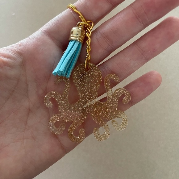 🎉🎉HP🎉🎉 Handmade Octopus Keychain - Picture 2 of 7